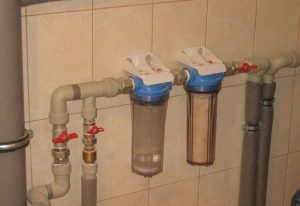 Установка проточного фильтра для воды в Сыктывкаре
